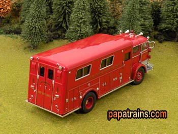 DieCast 1960 Mack C Fire Dept Rescue Box   G Scale 132 by Signature 