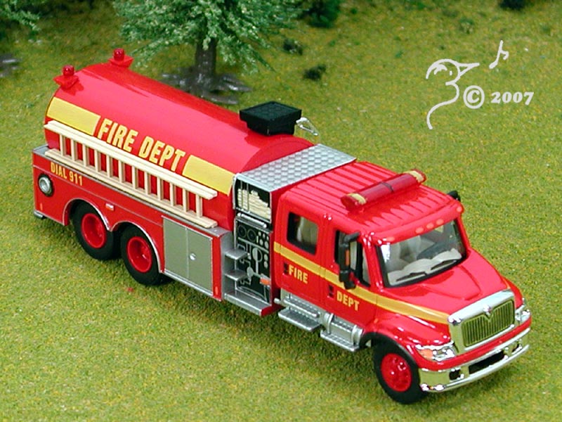 Die Cast Fire Dept Fire Truck by Boley HO Scale 187  